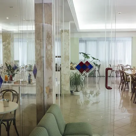 Montecarlo Hotel Rivazzurra Di Rimini