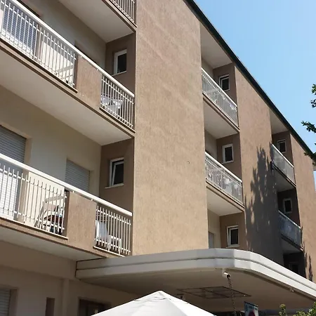 Hotel Montecarlo Rivazzurra Di Rimini
