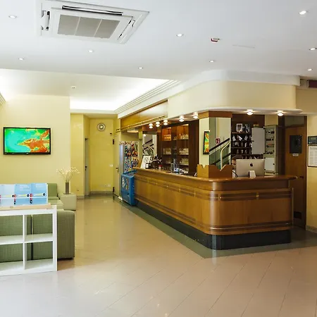 Montecarlo Hotel 3*