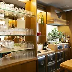 ホテル Montecarlo 3*