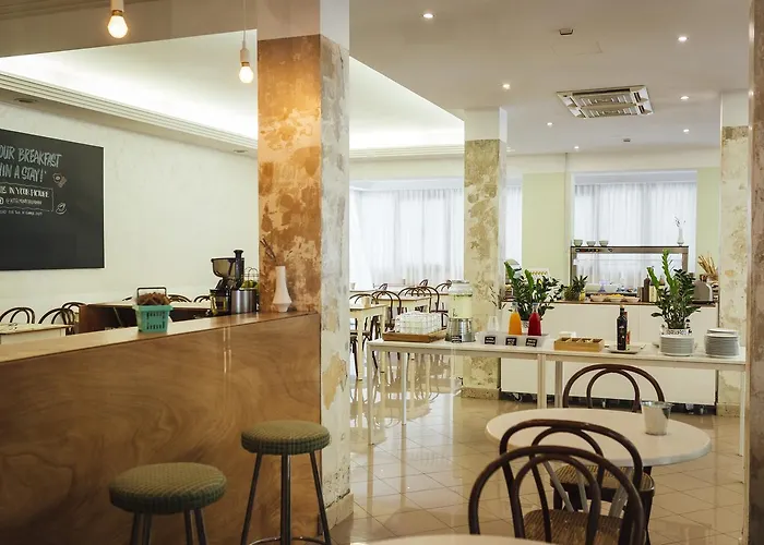 Montecarlo Hotell 3*